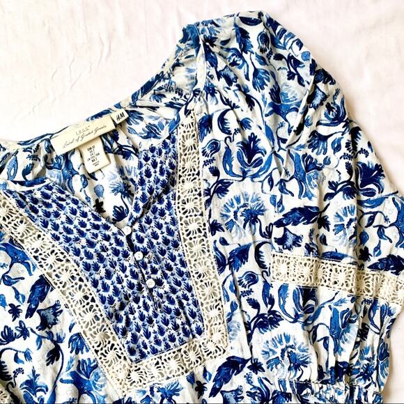 H&M Blue Lace Blouse Top Size 2 3/4 Sleeve V-Neck E Blue Floral Print - Picture 5 of 8